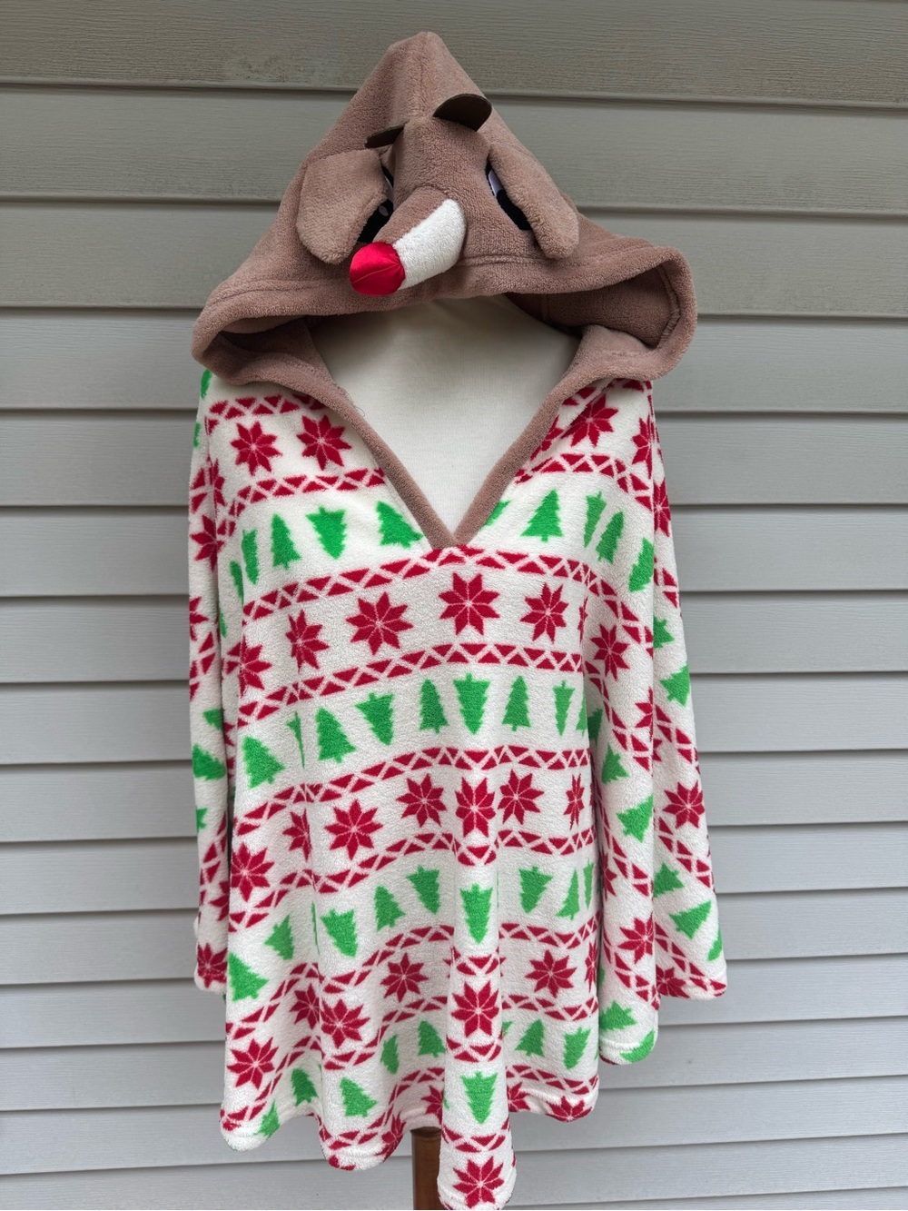 Rudolph Reindeer Christmas fleece Sweater cape cloak poncho fleece